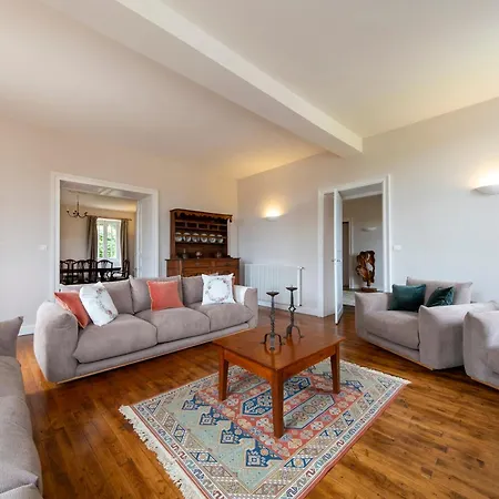 בית נופש Langlade Estate