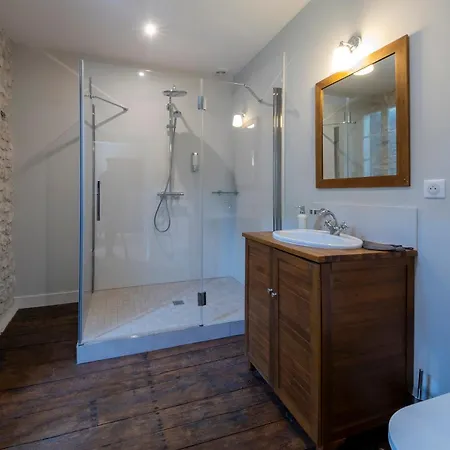 בית נופש Langlade Estate *