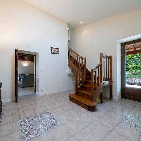 Langlade Estate Nyaraló Montboyer