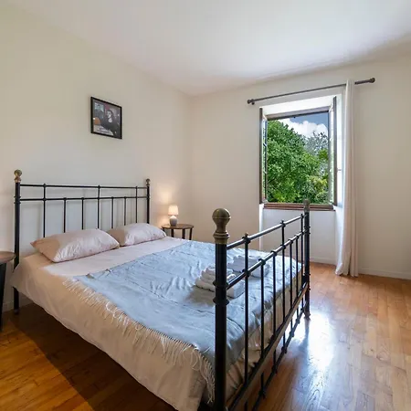 Nyaraló Langlade Estate Montboyer